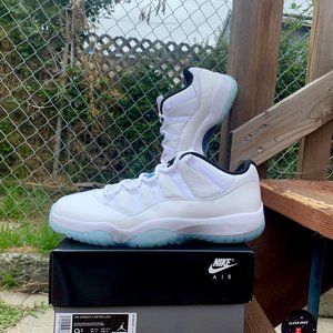 Jordan 11 Retro legend blue